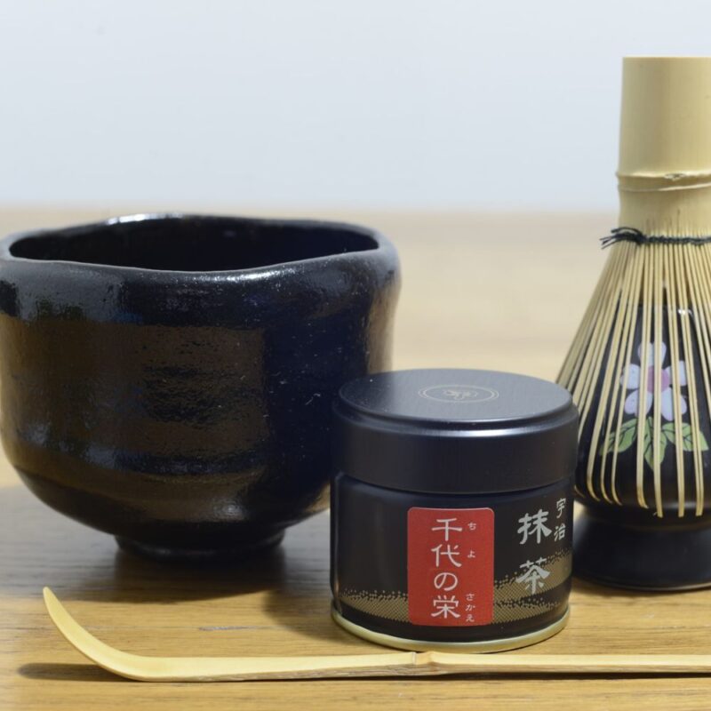 hekisuien chiyo no sakae with chawan, chasen, chashaku
